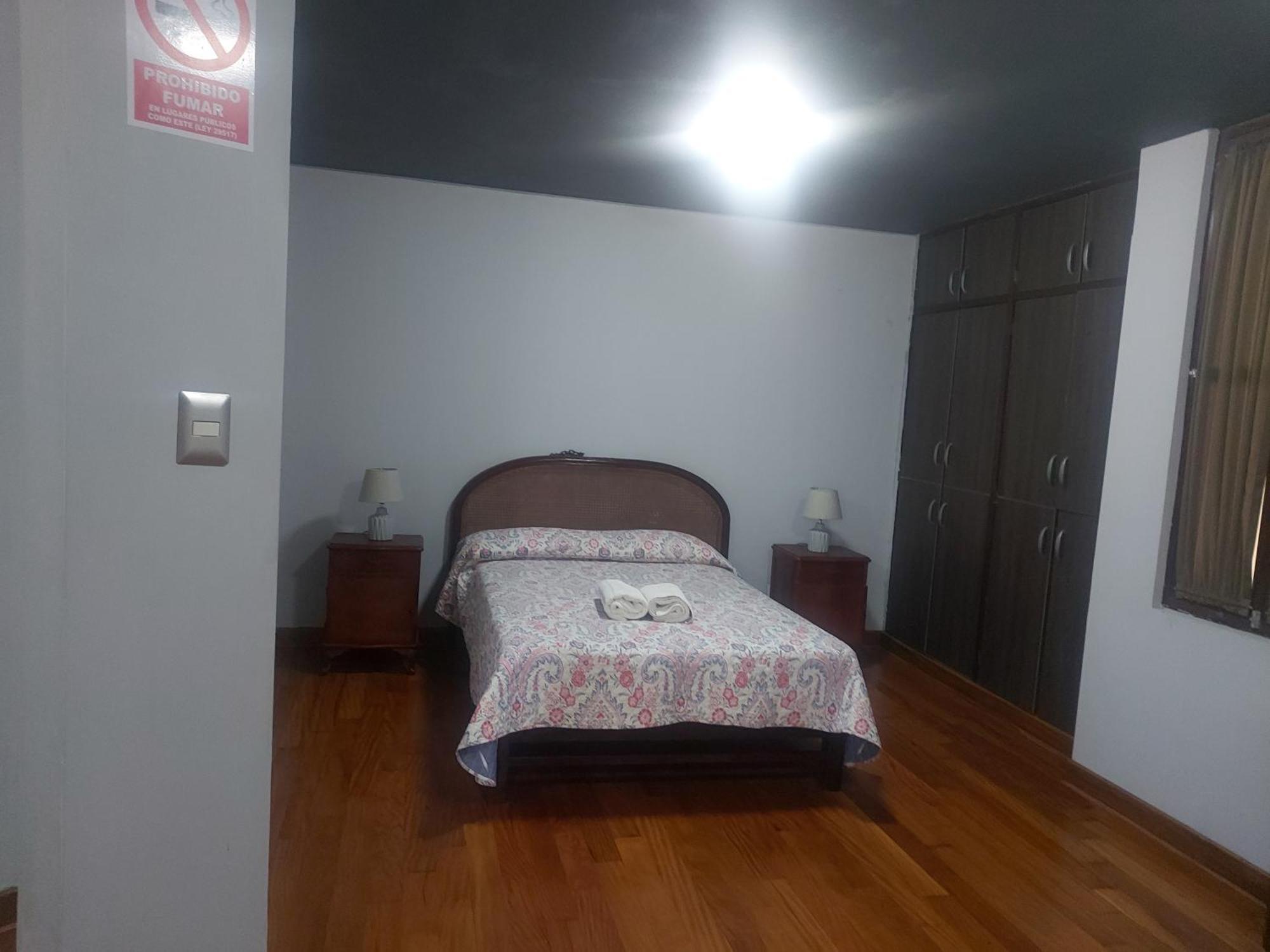Global Family Backpackers Hostel Ліма Екстер'єр фото